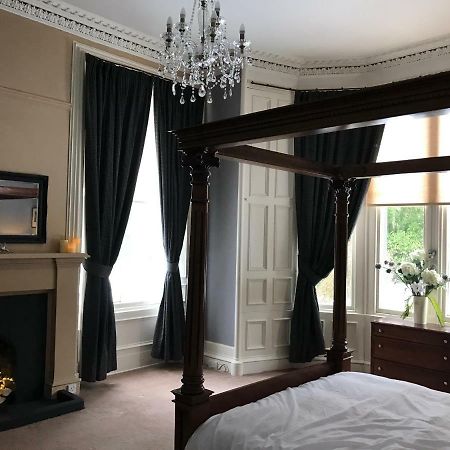 Fernlea Spacious Apartment アーブロース エクステリア 写真