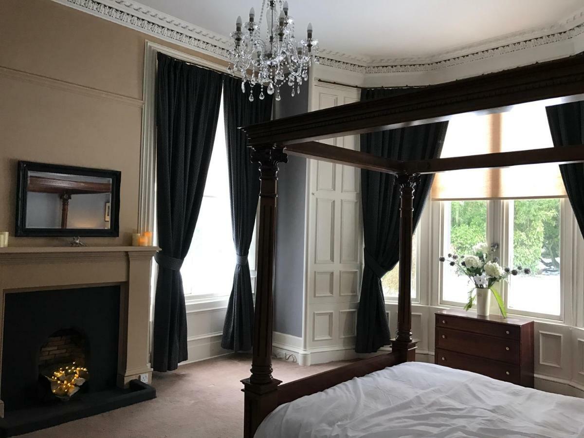 Fernlea Spacious Apartment アーブロース エクステリア 写真